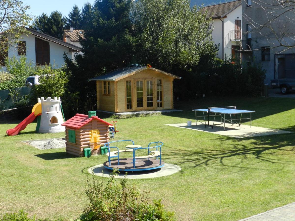 Residence Girasole Casa Rossa A Colico Extérieur photo